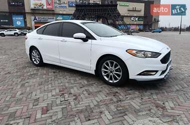 Седан Ford Fusion 2016 в Малехові