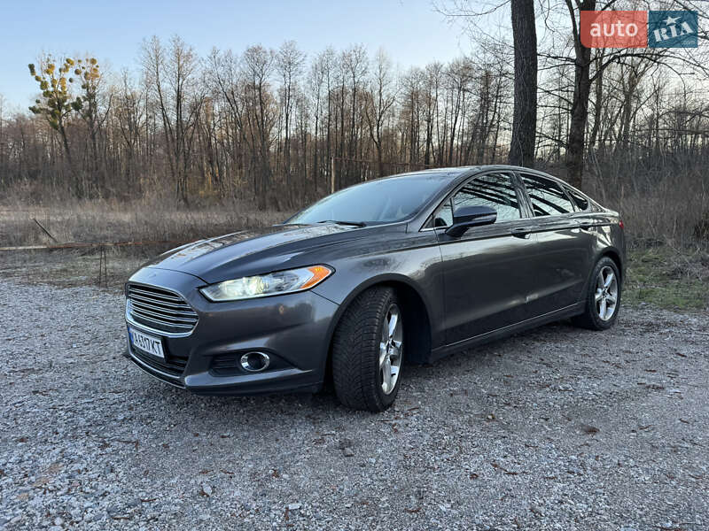 Седан Ford Fusion 2015 в Киеве