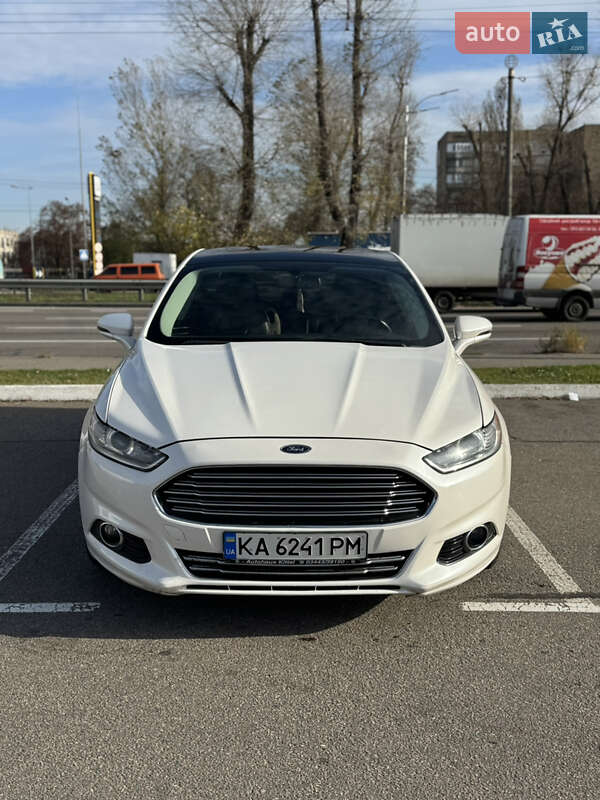 Седан Ford Fusion 2014 в Киеве Седан Ford Fusion 2014 в Киеве