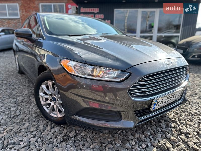 Седан Ford Fusion 2015 в Смеле