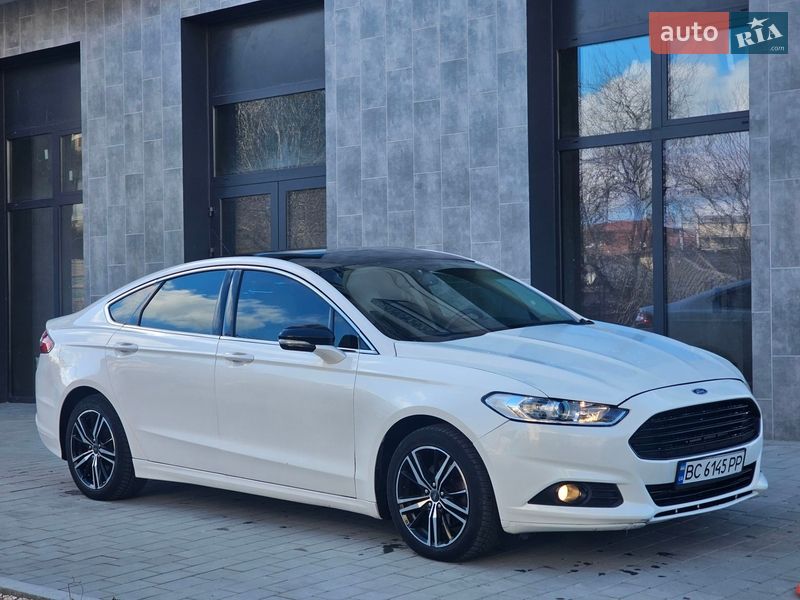 Седан Ford Fusion 2014 в Львові