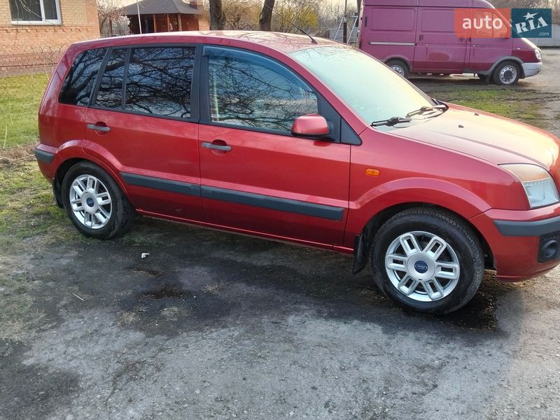 Хэтчбек Ford Fusion 2008 в Белой Церкви