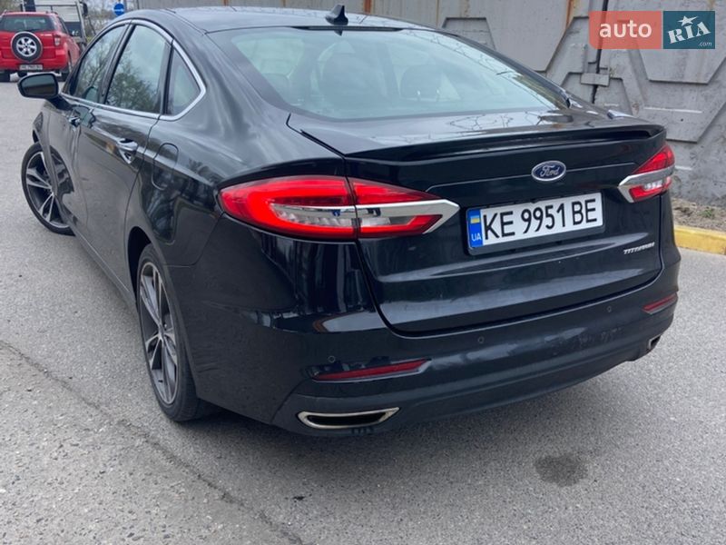 Седан Ford Fusion 2019 в Днепре Седан Ford Fusion 2019 в Днепре