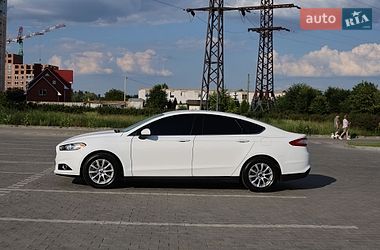 Седан Ford Fusion 2014 в Ирпене