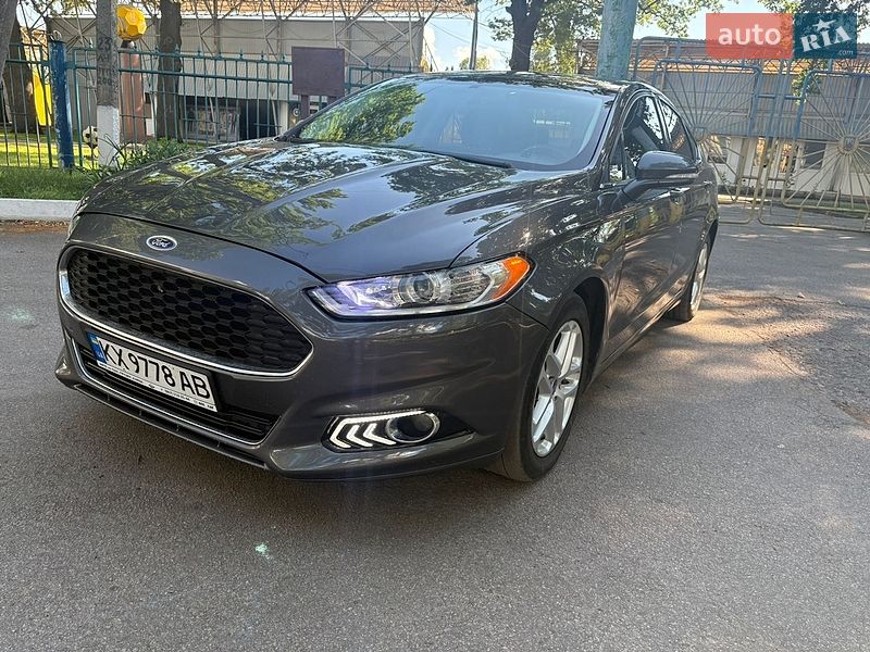 Седан Ford Fusion 2015 в Полтаве