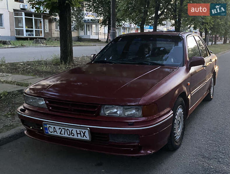 Седан Mitsubishi Galant 1989 в Кривом Роге