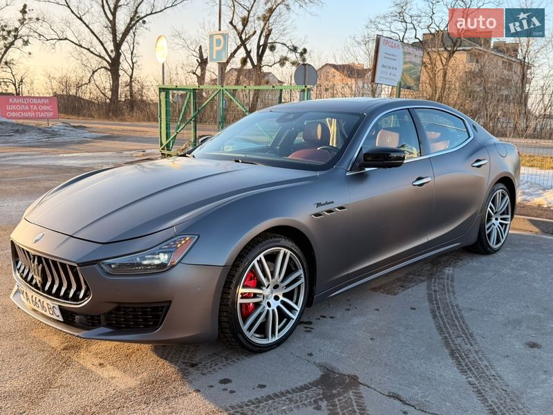Седан Maserati Ghibli 2017 в Киеве Седан Maserati Ghibli 2017 в Киеве