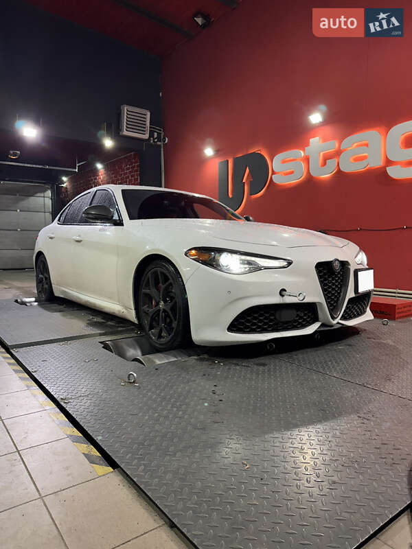 Седан Alfa Romeo Giulia 2019 в Киеве