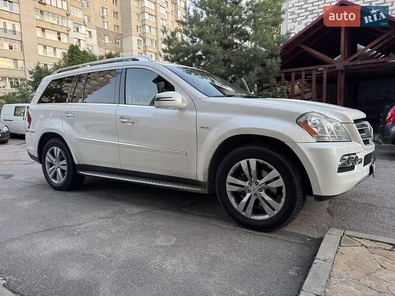 Позашляховик / Кросовер Mercedes-Benz GL-Class 2011 в Києві