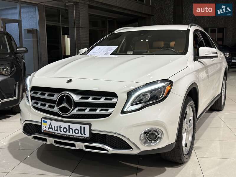 Внедорожник / Кроссовер Mercedes-Benz GLA-Class 2019 в Одессе