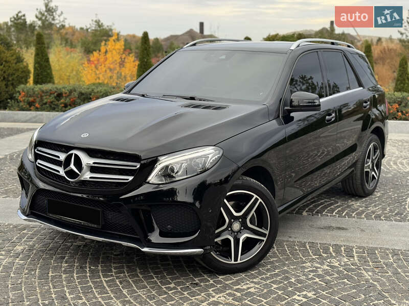 Позашляховик / Кросовер Mercedes-Benz GLE-Class 2017 в Дніпрі Позашляховик / Кросовер Mercedes-Benz GLE-Class 2017 в Дніпрі