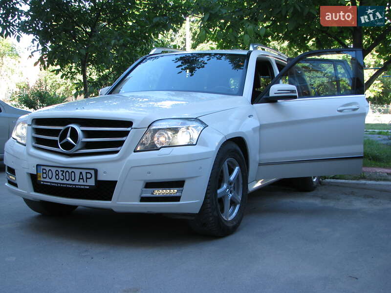 Позашляховик / Кросовер Mercedes-Benz GLK-Class 2011 в Чорткові
