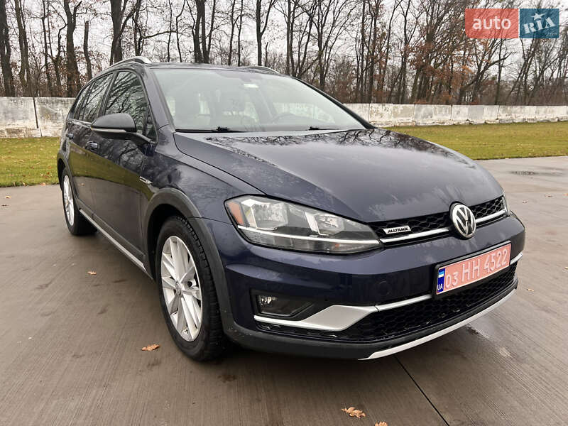Универсал Volkswagen Golf Alltrack 2019 в Луцке