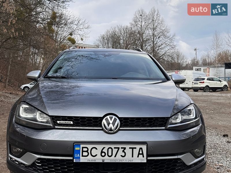 Универсал Volkswagen Golf Alltrack 2017 в Львове