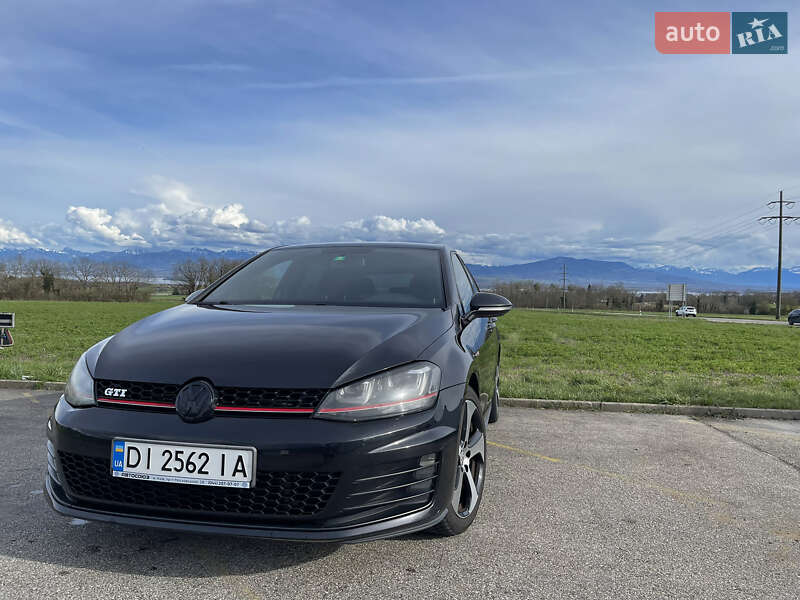 Хетчбек Volkswagen Golf GTI 2015 в Сумах