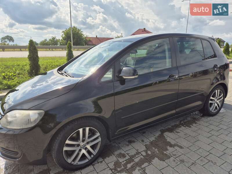 Хэтчбек Volkswagen Golf Plus 2009 в Львове Хэтчбек Volkswagen Golf Plus 2009 в Львове