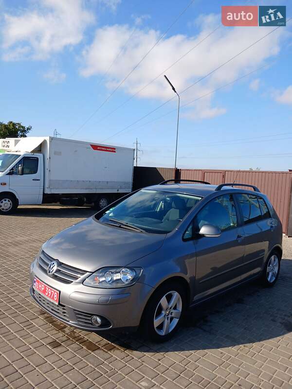 Хэтчбек Volkswagen Golf Plus 2008 в Одессе Хэтчбек Volkswagen Golf Plus 2008 в Одессе