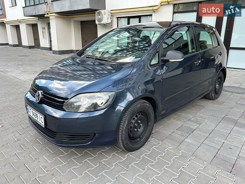 Хэтчбек Volkswagen Golf Plus 2010 в Ивано-Франковске