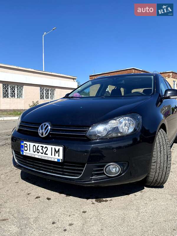Универсал Volkswagen Golf 2011 в Полтаве