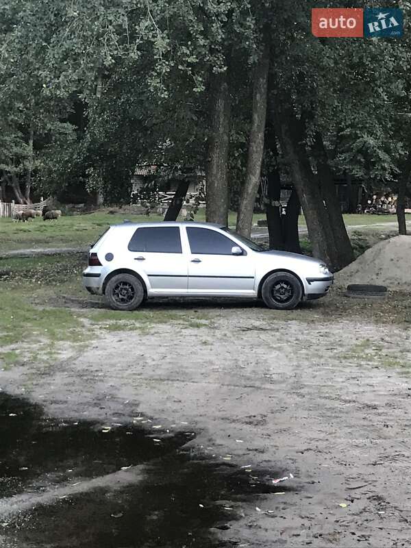 Хэтчбек Volkswagen Golf 2003 в Киеве Хэтчбек Volkswagen Golf 2003 в Киеве