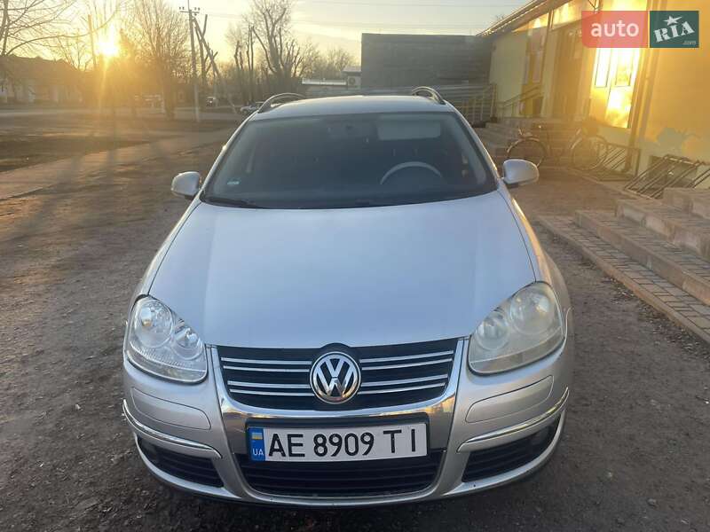 Универсал Volkswagen Golf 2008 в Днепре