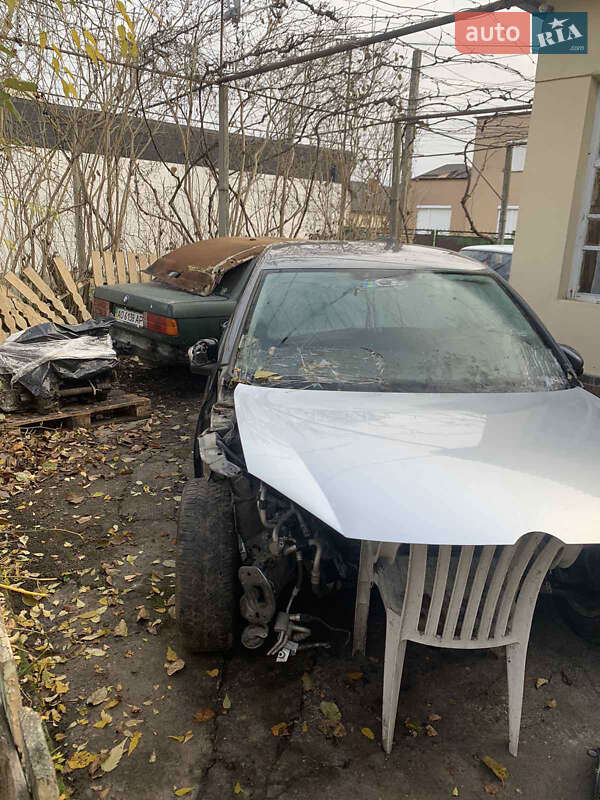 Хэтчбек Volkswagen Golf 2009 в Виноградове