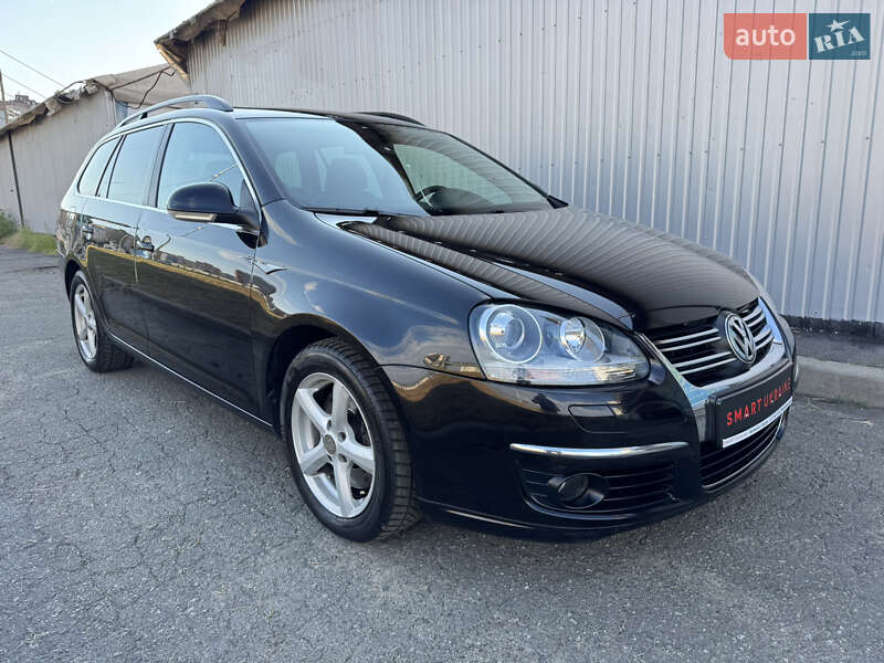 Универсал Volkswagen Golf 2008 в Киеве