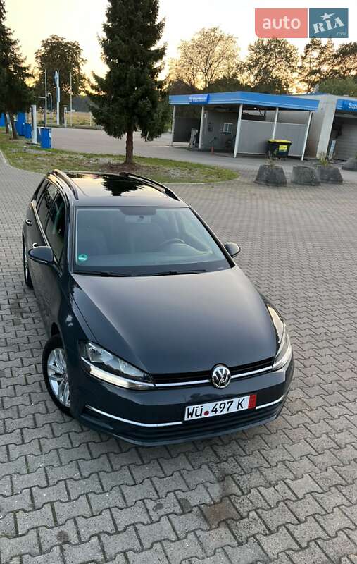 Универсал Volkswagen Golf 2018 в Львове