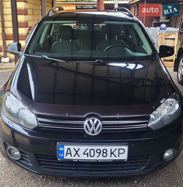 Универсал Volkswagen Golf 2011 в Харькове