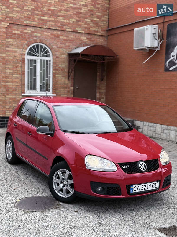 Хетчбек Volkswagen Golf 2007 в Смілі Хетчбек Volkswagen Golf 2007 в Смілі