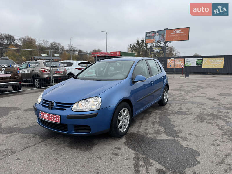 Хетчбек Volkswagen Golf 2005 в Полтаві