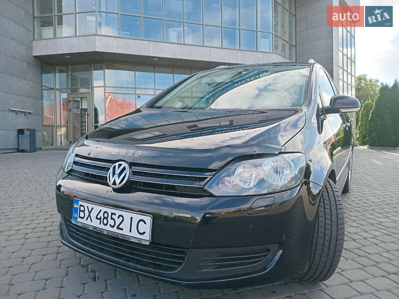Хэтчбек Volkswagen Golf 2009 в Хмельницком