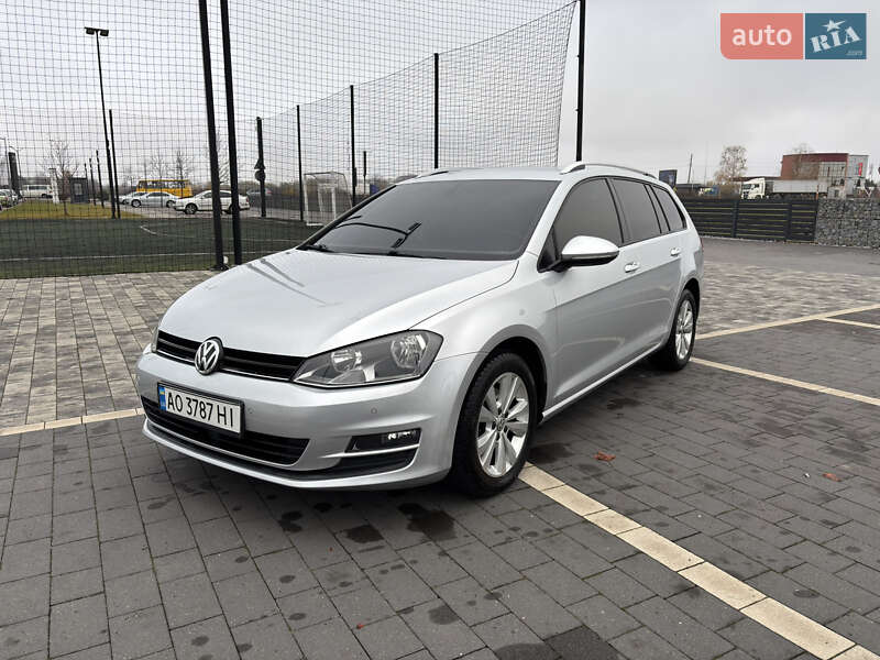 Универсал Volkswagen Golf 2014 в Мукачево