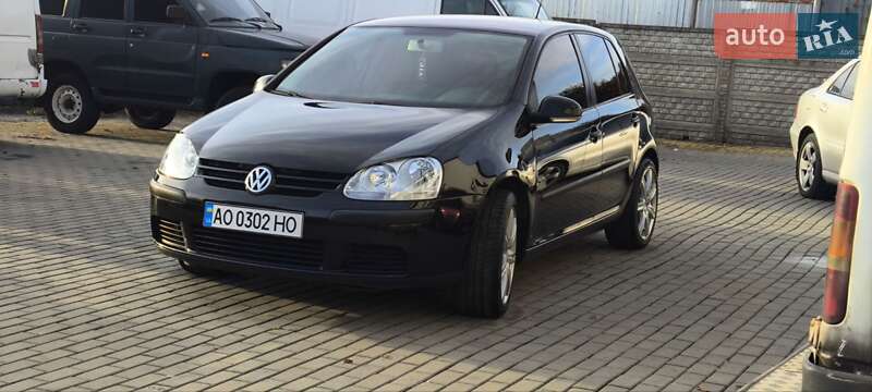 Хэтчбек Volkswagen Golf 2006 в Мукачево Хэтчбек Volkswagen Golf 2006 в Мукачево