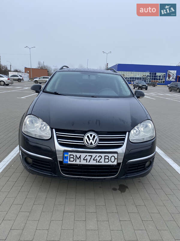 Универсал Volkswagen Golf 2008 в Сумах