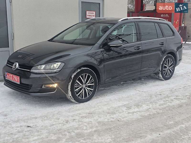 Универсал Volkswagen Golf 2016 в Виннице