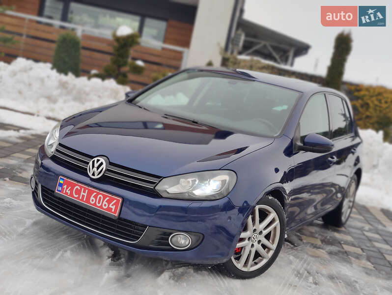 Хэтчбек Volkswagen Golf 2009 в Стрые