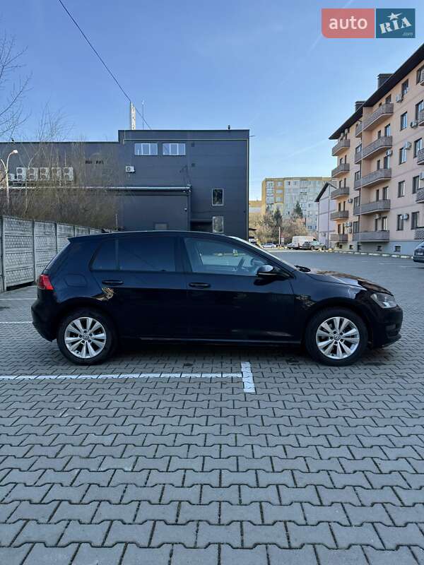 Хэтчбек Volkswagen Golf 2017 в Ужгороде Хэтчбек Volkswagen Golf 2017 в Ужгороде