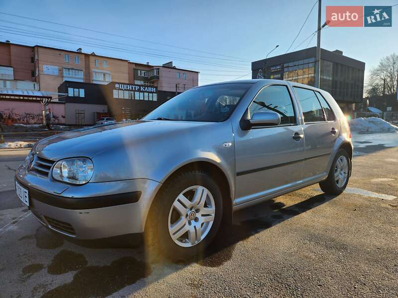 Хэтчбек Volkswagen Golf 2002 в Хмельницком Хэтчбек Volkswagen Golf 2002 в Хмельницком