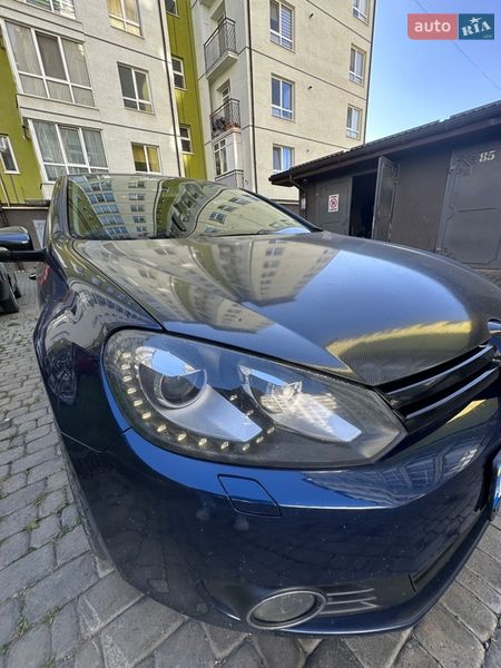 Хэтчбек Volkswagen Golf 2011 в Ивано-Франковске