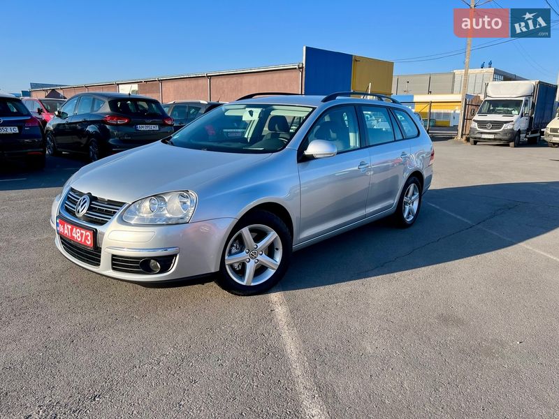 Универсал Volkswagen Golf 2009 в Житомире