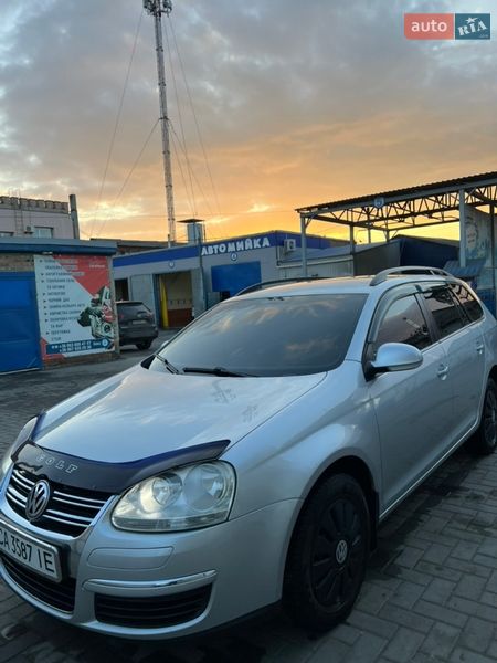 Универсал Volkswagen Golf 2009 в Черкассах Универсал Volkswagen Golf 2009 в Черкассах