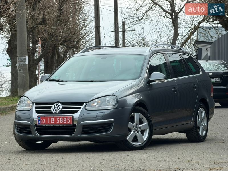 Универсал Volkswagen Golf 2008 в Черновцах