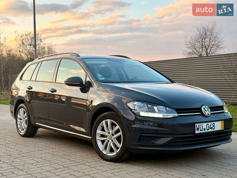 Універсал Volkswagen Golf 2018 в Стрию
