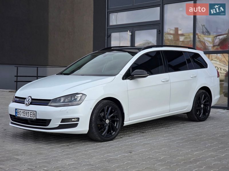 Универсал Volkswagen Golf 2014 в Тернополе