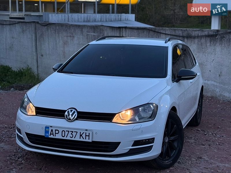 Универсал Volkswagen Golf 2013 в Киеве