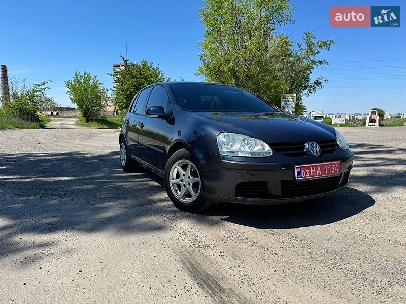 Хэтчбек Volkswagen Golf 2005 в Белой Церкви