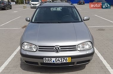Универсал Volkswagen Golf 2002 в Калуше