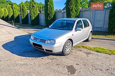 Хетчбек Volkswagen Golf 2003 в Сарнах Хетчбек Volkswagen Golf 2003 в Сарнах