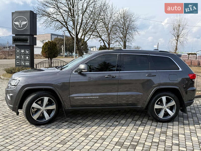 Внедорожник / Кроссовер Jeep Grand Cherokee 2013 в Тячеве Внедорожник / Кроссовер Jeep Grand Cherokee 2013 в Тячеве